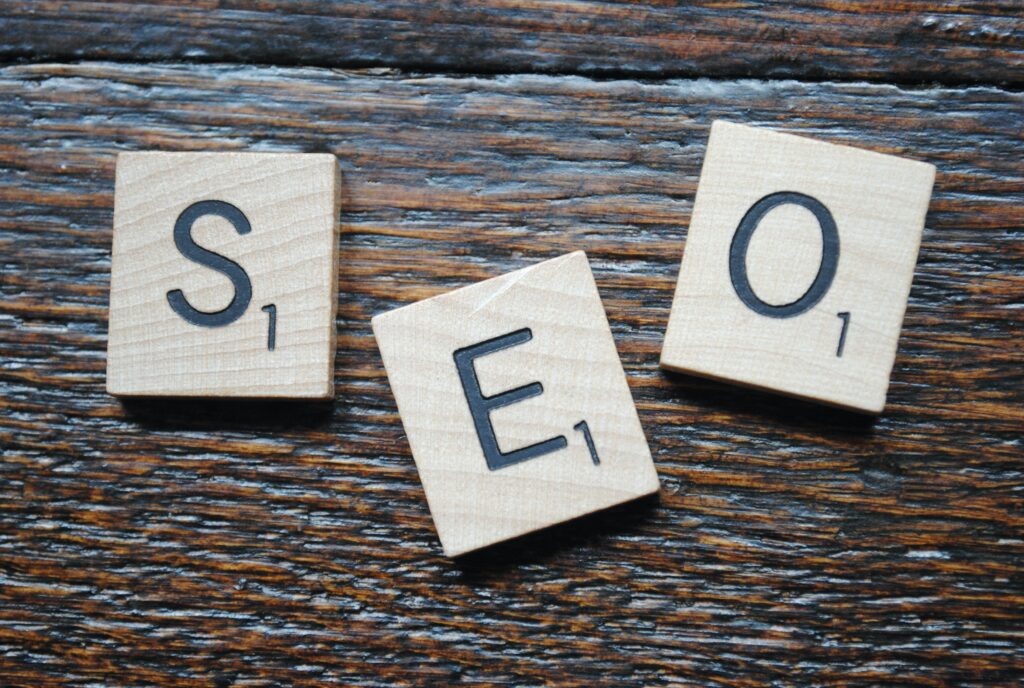 Scrabble tiles spell out "SEO.